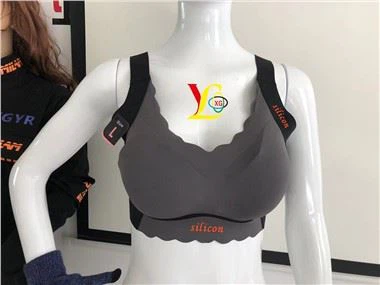 Đồ lót in silicone